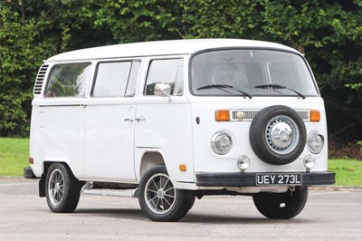 Lot 1972 Volkswagen Type 2 Day Van